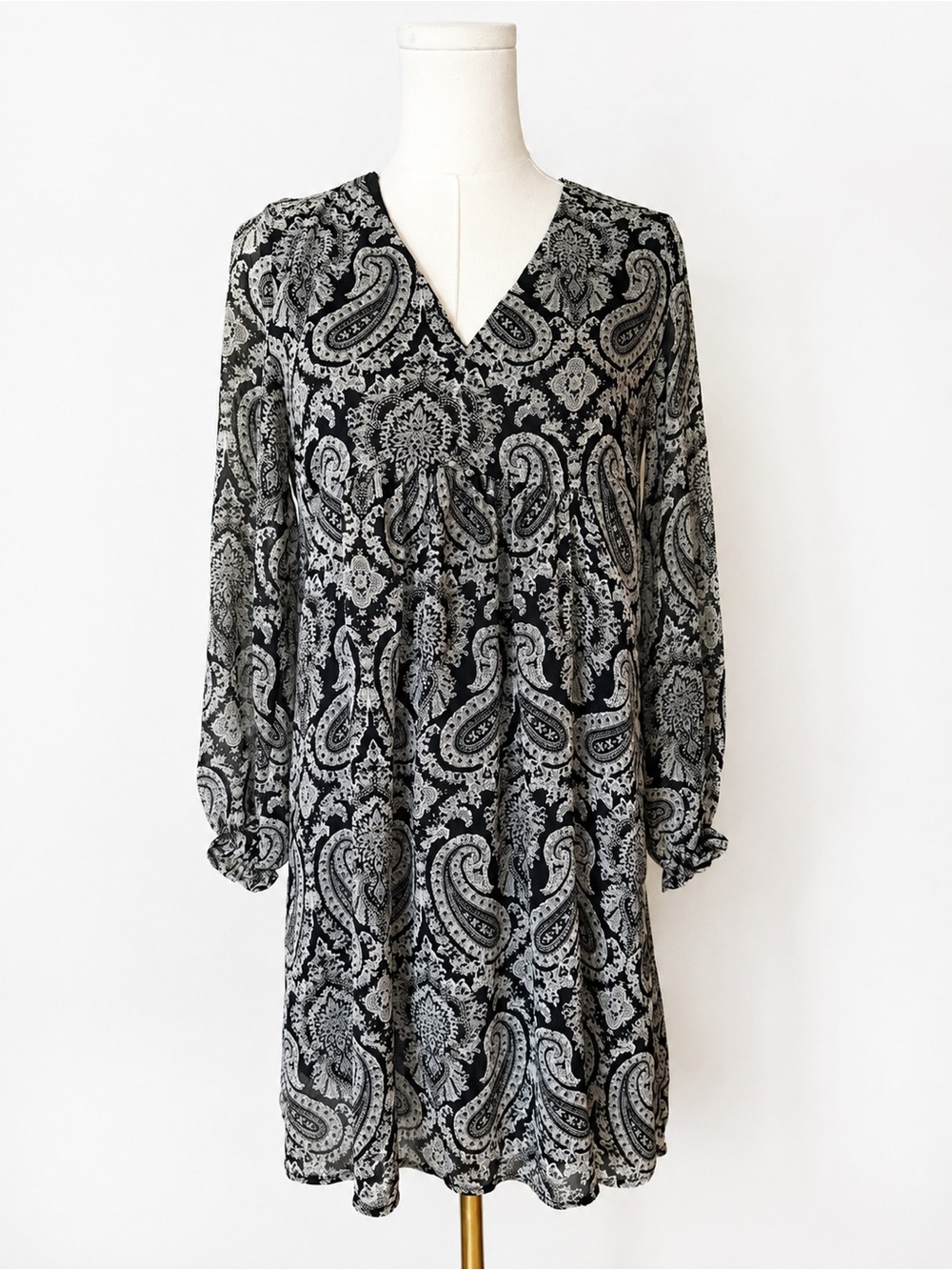MNG Mango Paisley Boho V Neck Long Sleeve Dress Black Cream Size 4